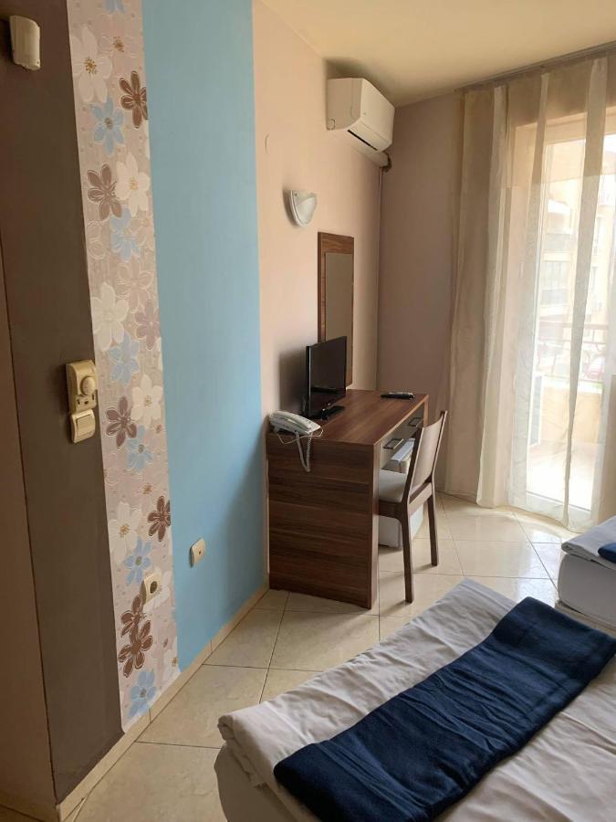 Семеен хотел Брилянс - Family Hotel Brilliance Варна Екстериор снимка