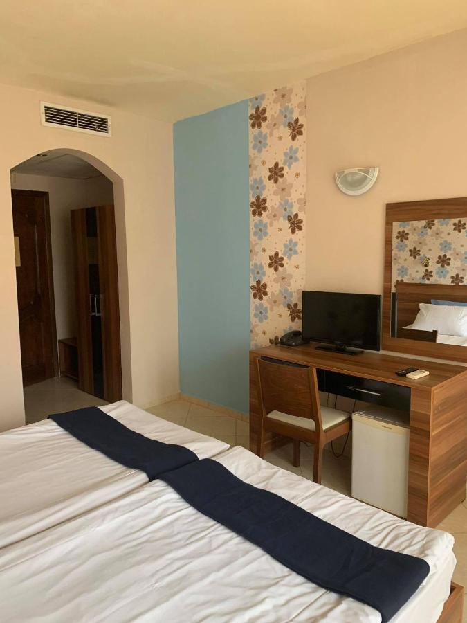 Семеен хотел Брилянс - Family Hotel Brilliance Варна Екстериор снимка